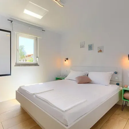 Laura By Interhome Tatil Evi