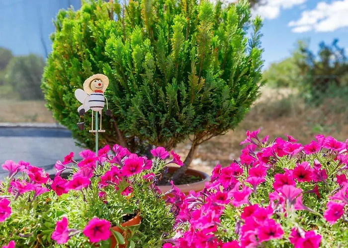 Laura By Interhome *