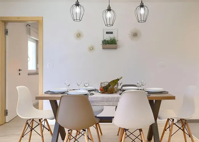 Laura By Interhome Сasa de vacaciones