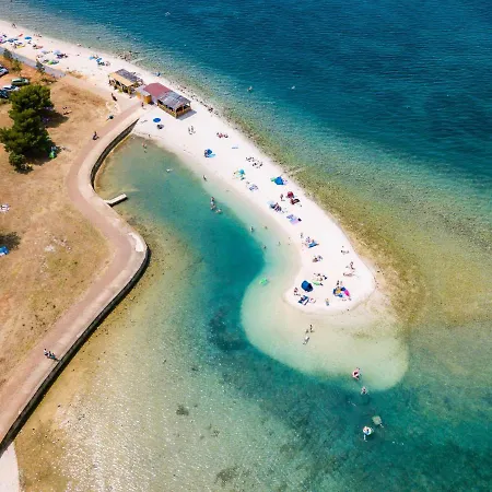 Laura By Interhome Tatil Evi *